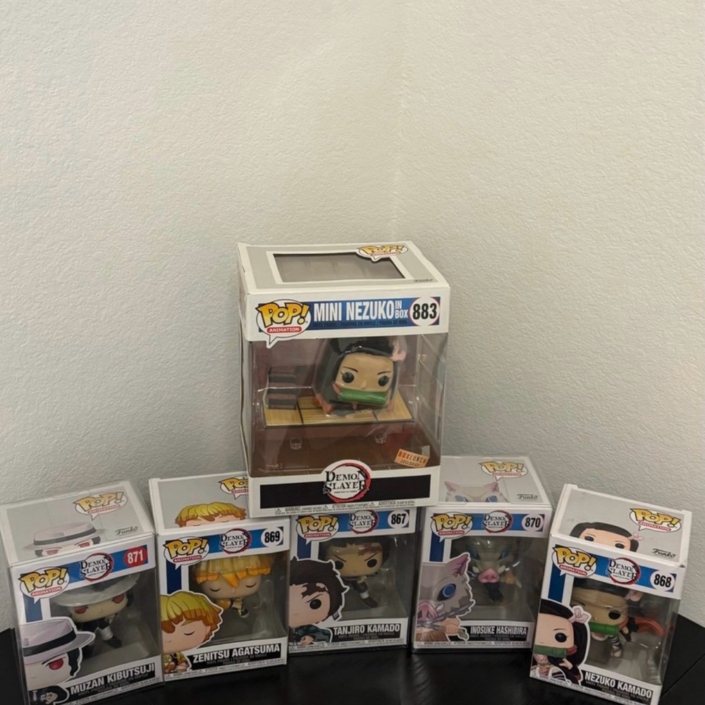 DEMON SLAYER FUNKO POP SET